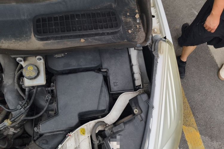 Used Ford Kuga 2015 1.5L GTDi Two-Wheel-Drive Comfort Model Engine Bay Left