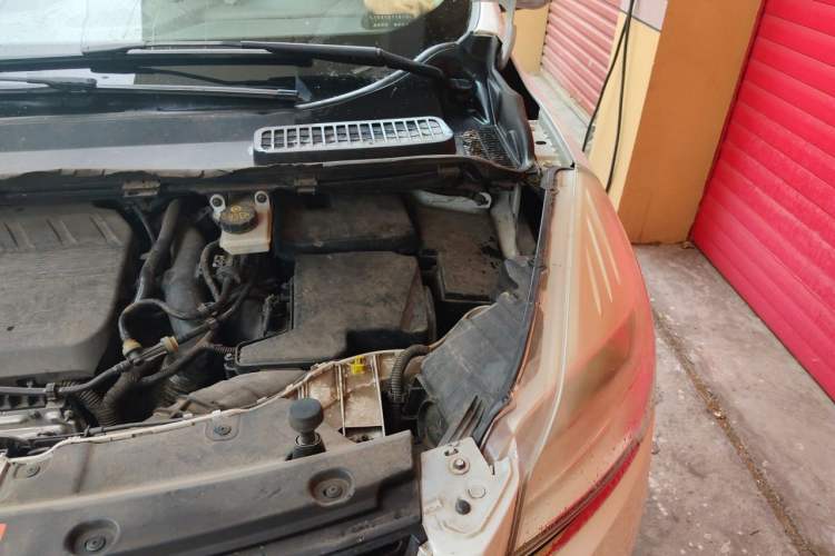 Used Ford Kuga 2015 1.5L GTDi Two-Wheel Drive Fashion Edition Engine Bay Left