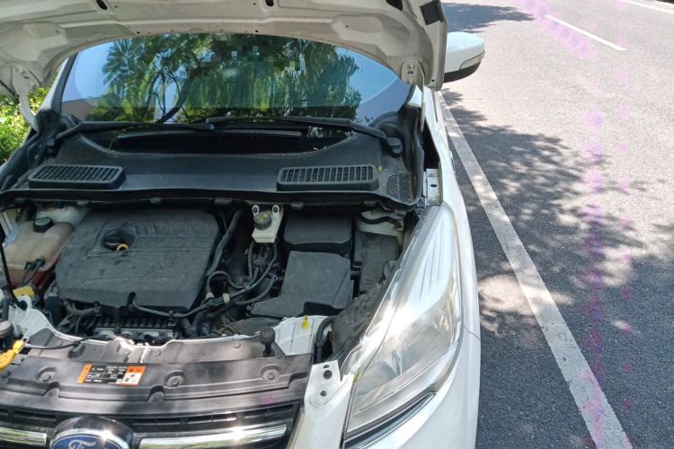 Used Ford Kuga 2015 1.5L GTDi Two-Wheel Drive Fashion Edition Engine Bay Left