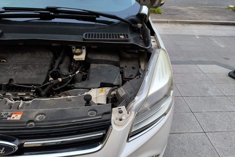 Used Ford Kuga 2015 1.5L GTDi Two-Wheel Drive Fashion Edition Engine Bay Left