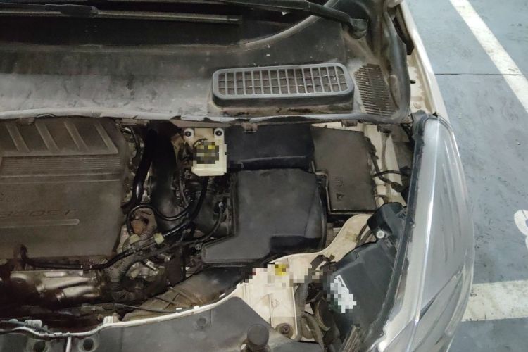 Used Ford Kuga 2015 1.5L GTDi Two-Wheel Drive Fashion Edition Engine Bay Left