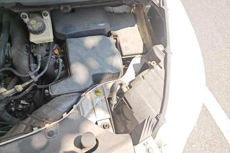 Used Ford Kuga 2015 1.5L GTDi Two-Wheel Drive Fashion Edition Engine Bay Left