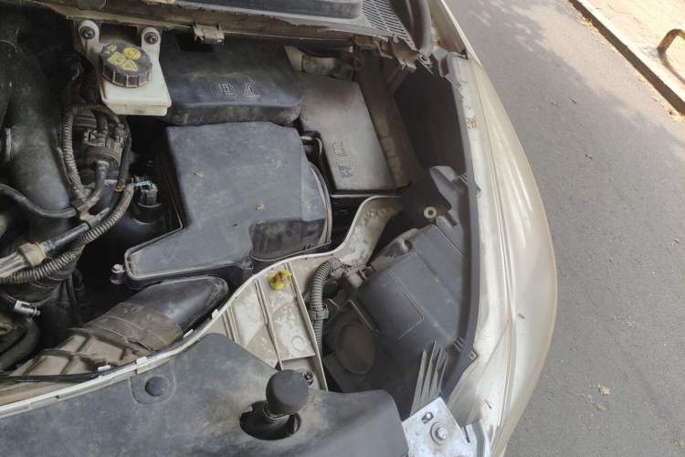 Used Ford Kuga 2015 1.5L GTDi Two-Wheel Drive Fashion Edition Engine Bay Left