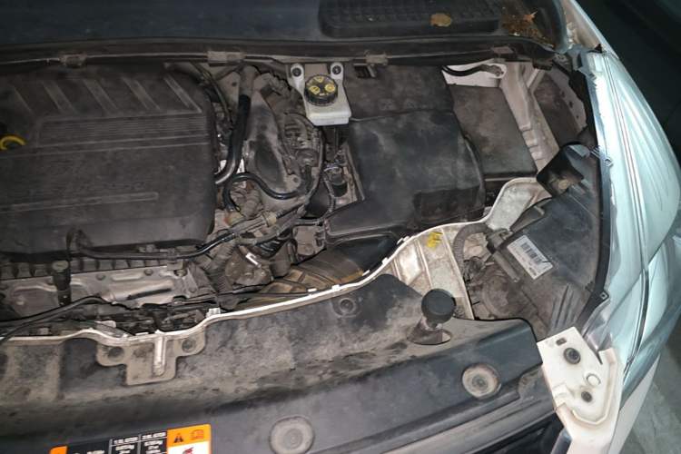 Used Ford Kuga 2015 1.5L GTDi Two-Wheel Drive Fashion Edition Engine Bay Left