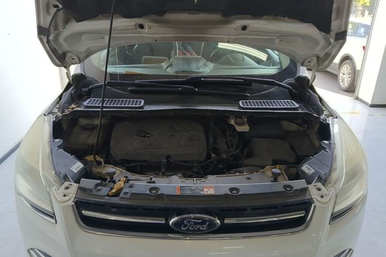 Used Ford Kuga 2015 1.5L GTDi Two-Wheel Drive Fashion Edition Engine Bay