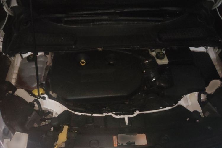 Used Ford Kuga 2015 2.0L GTDi Four-Wheel Drive Prestige Model Engine Bay