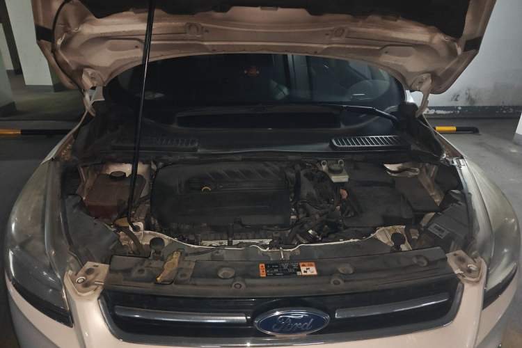 Used Ford Kuga 2015 1.5L GTDi Four-Wheel-Drive Elite Model Engine Bay