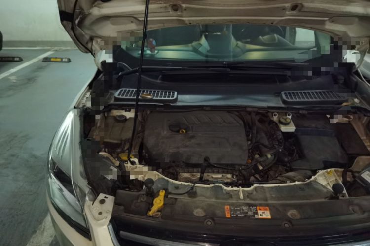 Used Ford Kuga 2015 1.5L GTDi Two-Wheel Drive Fashion Edition Engine Bay Right