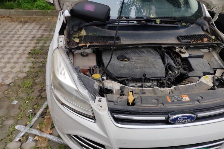 Used Ford Kuga 2015 1.5L GTDi Two-Wheel Drive Fashion Edition Engine Bay Right