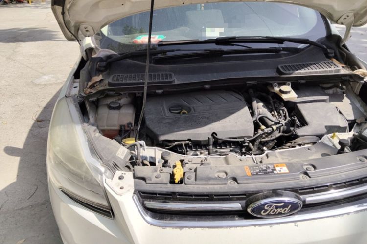 Used Ford Kuga 2015 1.5L GTDi Two-Wheel Drive Fashion Edition Engine Bay Right