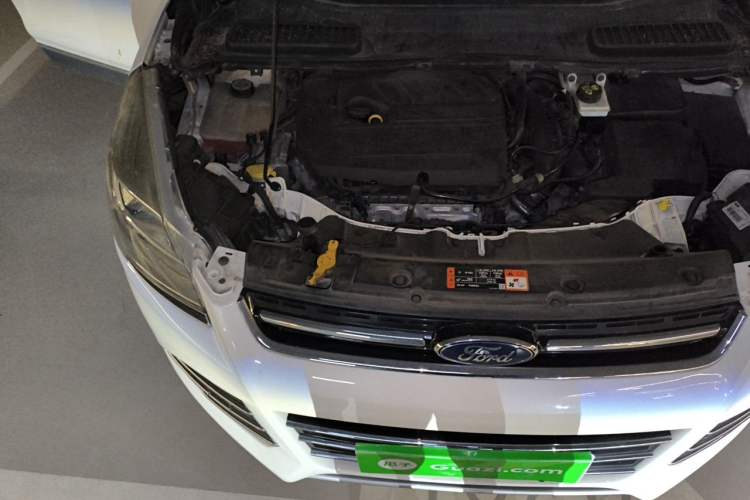 Used Ford Kuga 2015 1.5L GTDi Four-Wheel-Drive Elite Model Engine Bay Right