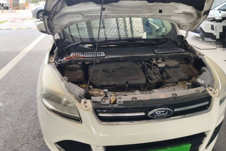 Used Ford Kuga 2015 1.5L GTDi Two-Wheel-Drive Comfort Model Engine Bay Right