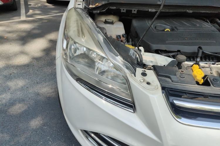 Used Ford Kuga 2015 1.5L GTDi Two-Wheel Drive Fashion Edition Engine Bay Right