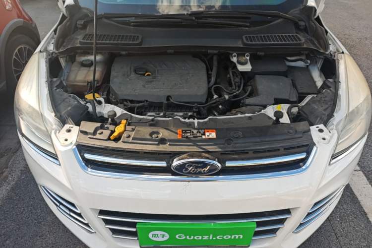 Used Ford Kuga 2015 1.5L GTDi Two-Wheel Drive Fashion Edition Engine Bay