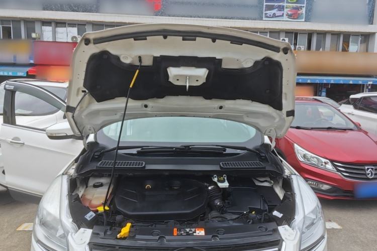 Used Ford Kuga 2015 2.0L GTDi Four-Wheel Drive Elite Model Engine Bay