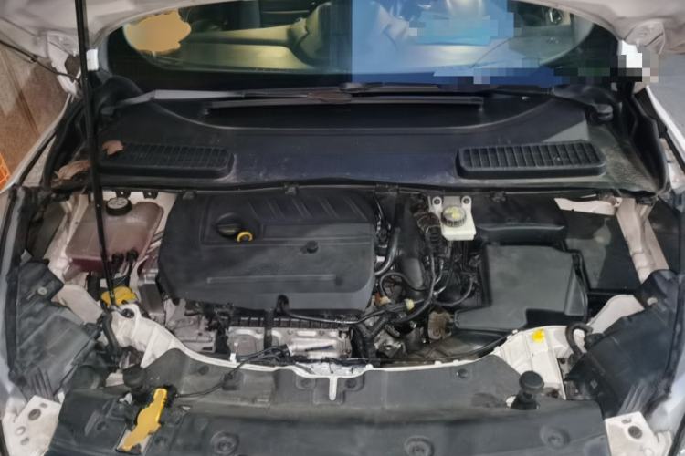 Used Ford Kuga 2015 1.5L GTDi Four-Wheel-Drive Elite Model Engine Bay