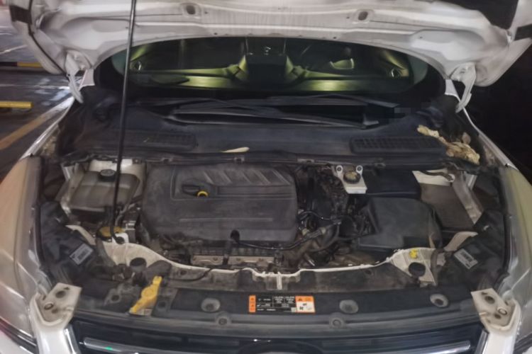 Used Ford Kuga 2015 1.5L GTDi Two-Wheel-Drive Comfort Model Engine Bay