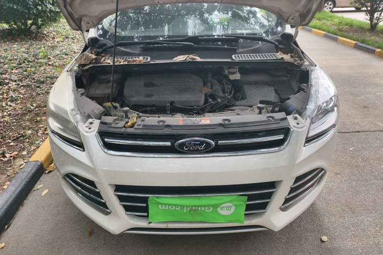 Used Ford Kuga 2015 1.5L GTDi Two-Wheel Drive Fashion Edition Engine Bay
