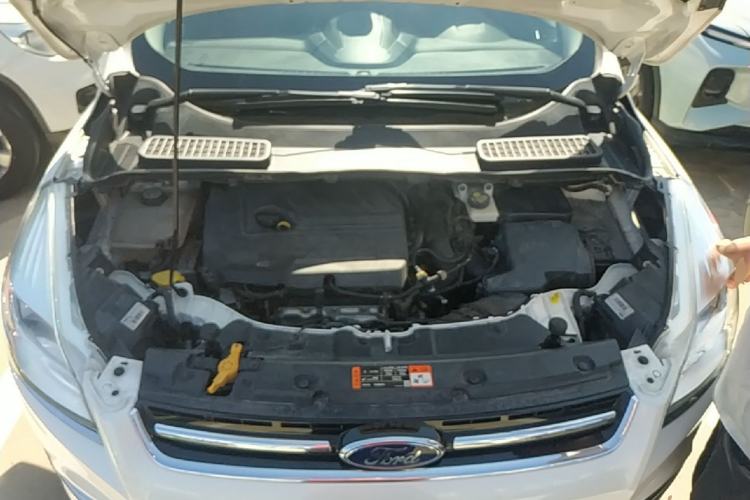 Used Ford Kuga 2015 1.5L GTDi Two-Wheel Drive Fashion Edition Engine Bay