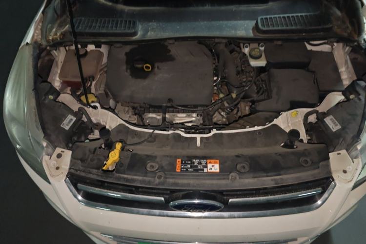 Used Ford Kuga 2015 1.5L GTDi Four-Wheel-Drive Elite Model Engine Bay