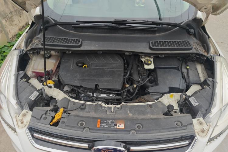 Used Ford Kuga 2015 1.5L GTDi Four-Wheel-Drive Elite Model Engine Bay