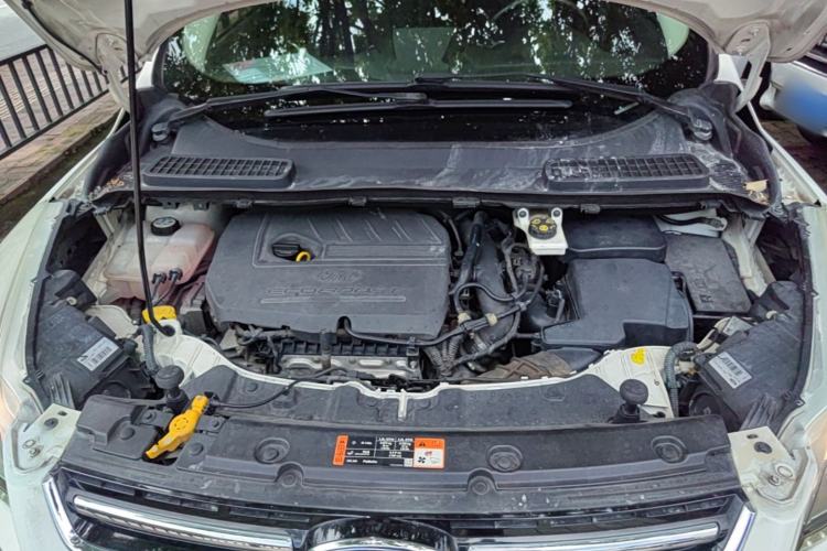 Used Ford Kuga 2015 1.5L GTDi Two-Wheel Drive Fashion Edition Engine Bay