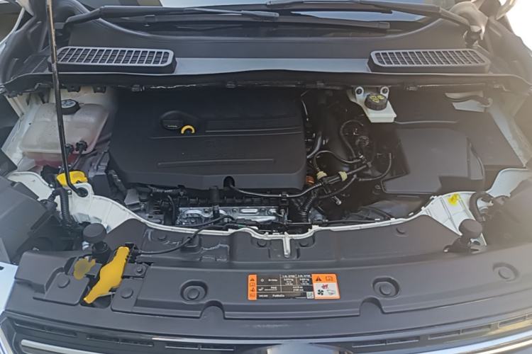 Used Ford Kuga 2015 1.5L GTDi Two-Wheel Drive Fashion Edition Engine Bay