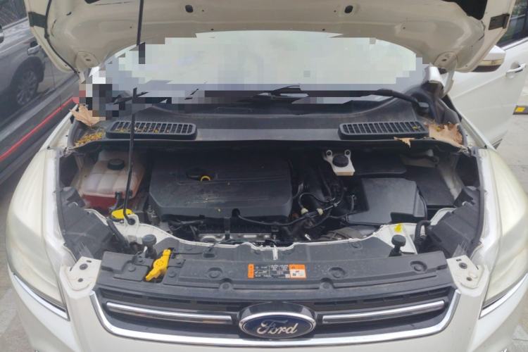 Used Ford Kuga 2015 1.5L GTDi Four-Wheel-Drive Elite Model Engine Bay