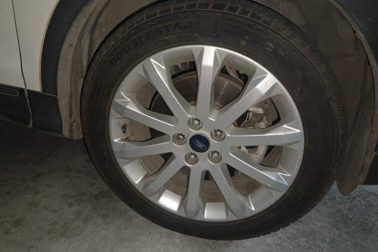 Used Ford Kuga 2015 1.5L GTDi Four-Wheel-Drive Elite Model Exterior 1