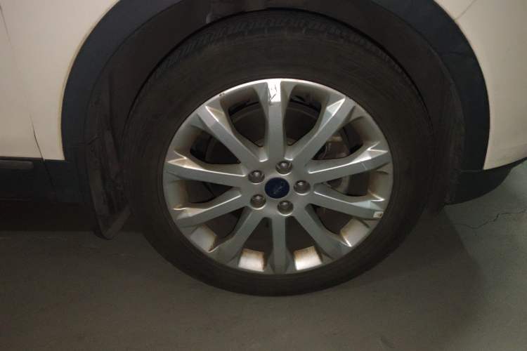 Used Ford Kuga 2015 1.5L GTDi Four-Wheel-Drive Elite Model Exterior 1