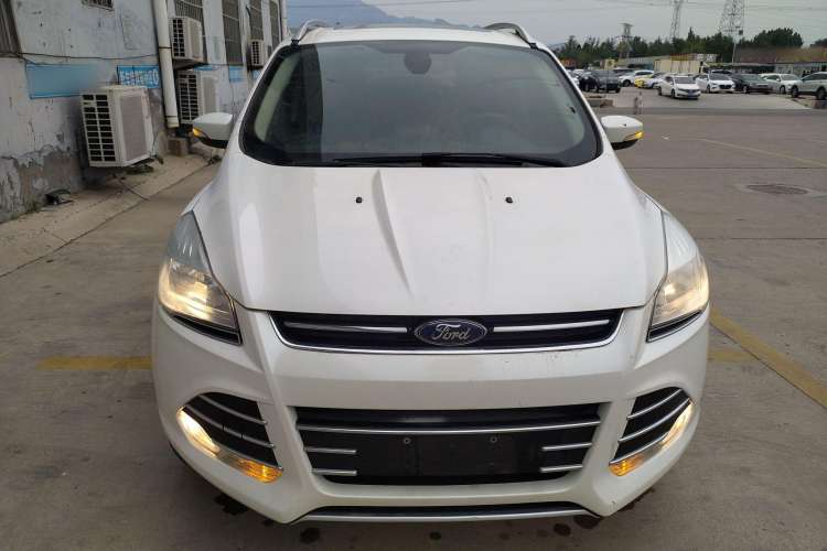 Used Ford Kuga 2015 1.5L GTDi Two-Wheel Drive Fashion Edition Exterior 1