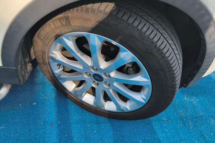 Used Ford Kuga 2015 1.5L GTDi Two-Wheel Drive Fashion Edition Exterior 1