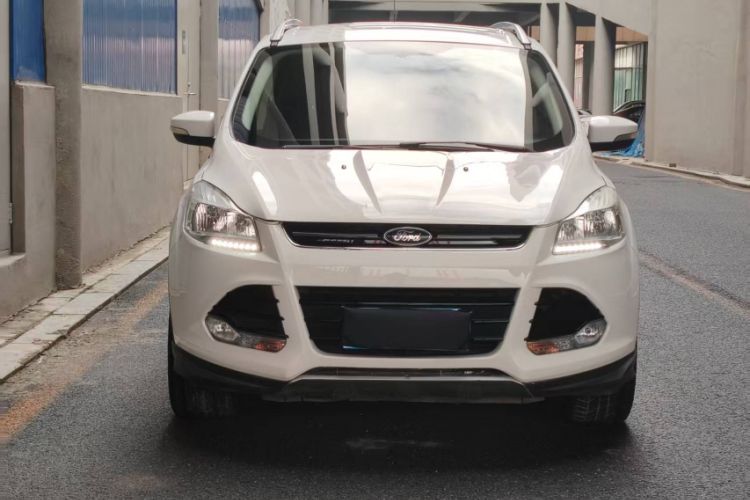 Used Ford Kuga 2015 1.5L GTDi Two-Wheel-Drive Comfort Model Exterior 1