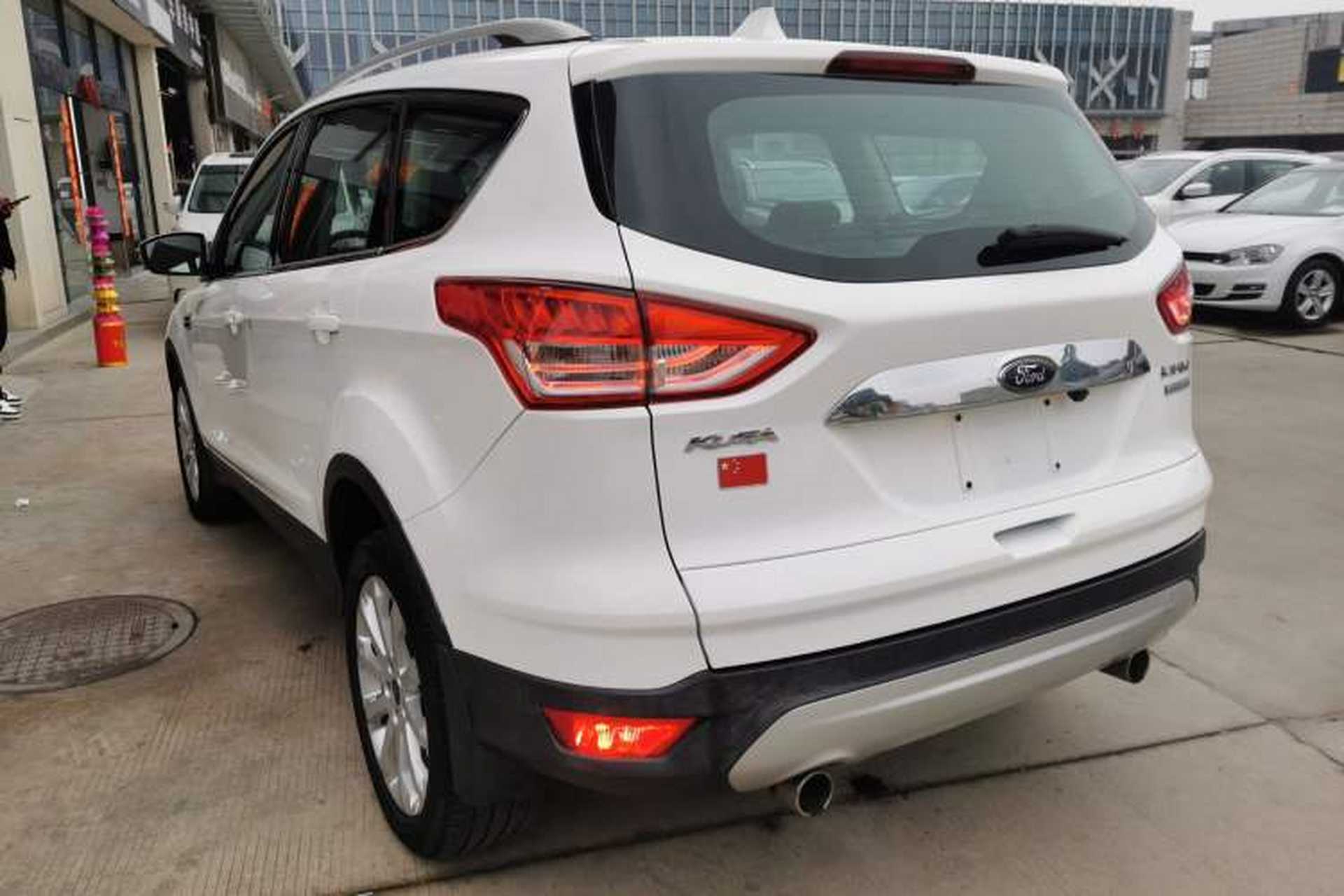 Used Ford Kuga 2015 1.5L GTDi Two-Wheel-Drive Comfort Model Exterior 2