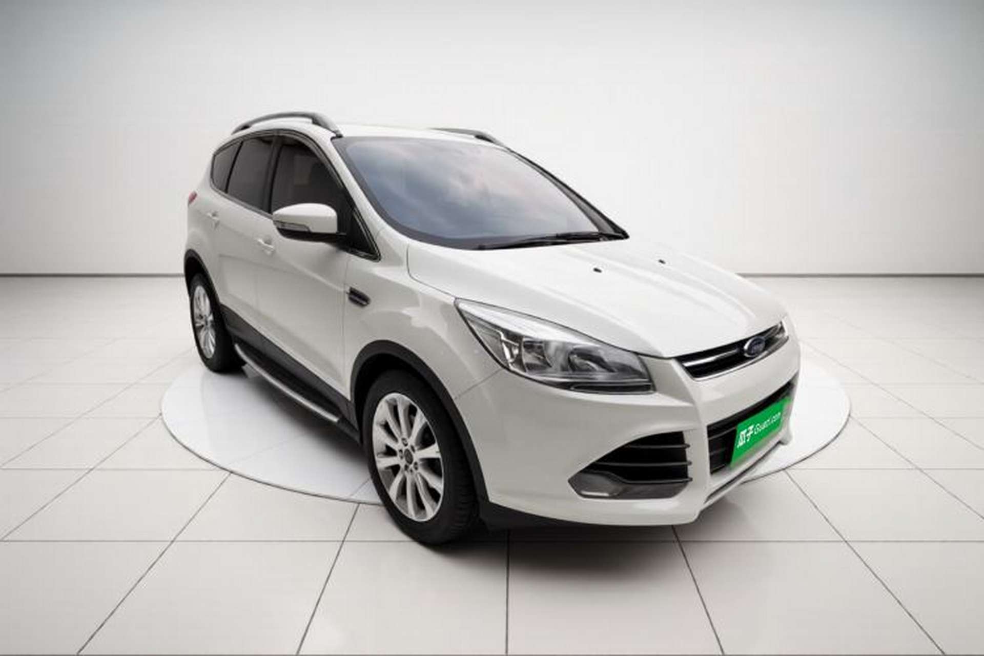 Used Ford Kuga 2015 1.5L GTDi Two-Wheel-Drive Comfort Model Exterior 2