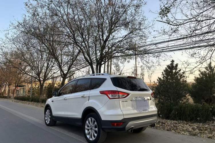 Used Ford Kuga 2015 2.0L GTDi Four-Wheel Drive Elite Model Exterior 2