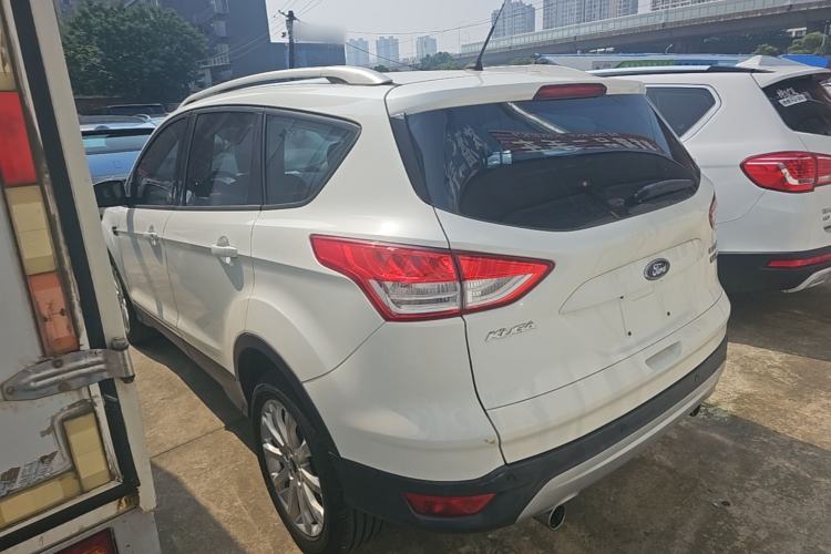 Used Ford Kuga 2015 1.5L GTDi Two-Wheel-Drive Comfort Model Exterior 2