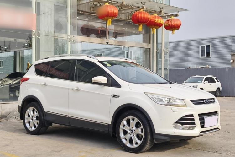 Used Ford Kuga 2015 2.0L GTDi Four-Wheel-Drive Sport Model Exterior 2
