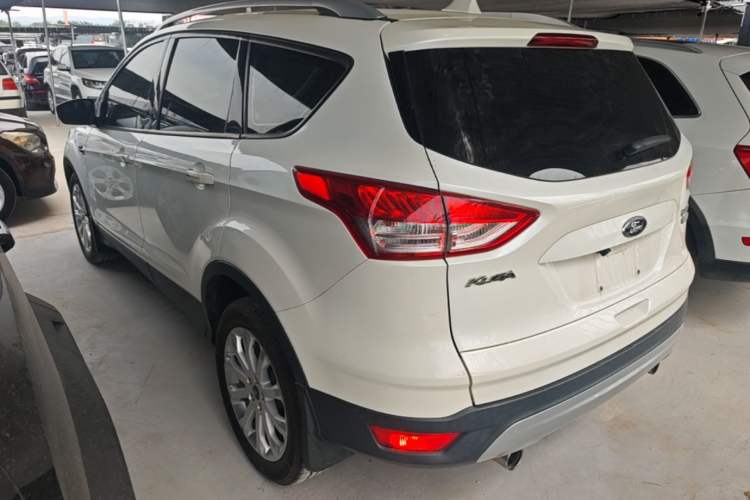 Used Ford Kuga 2015 1.5L GTDi Two-Wheel-Drive Comfort Model Exterior 2