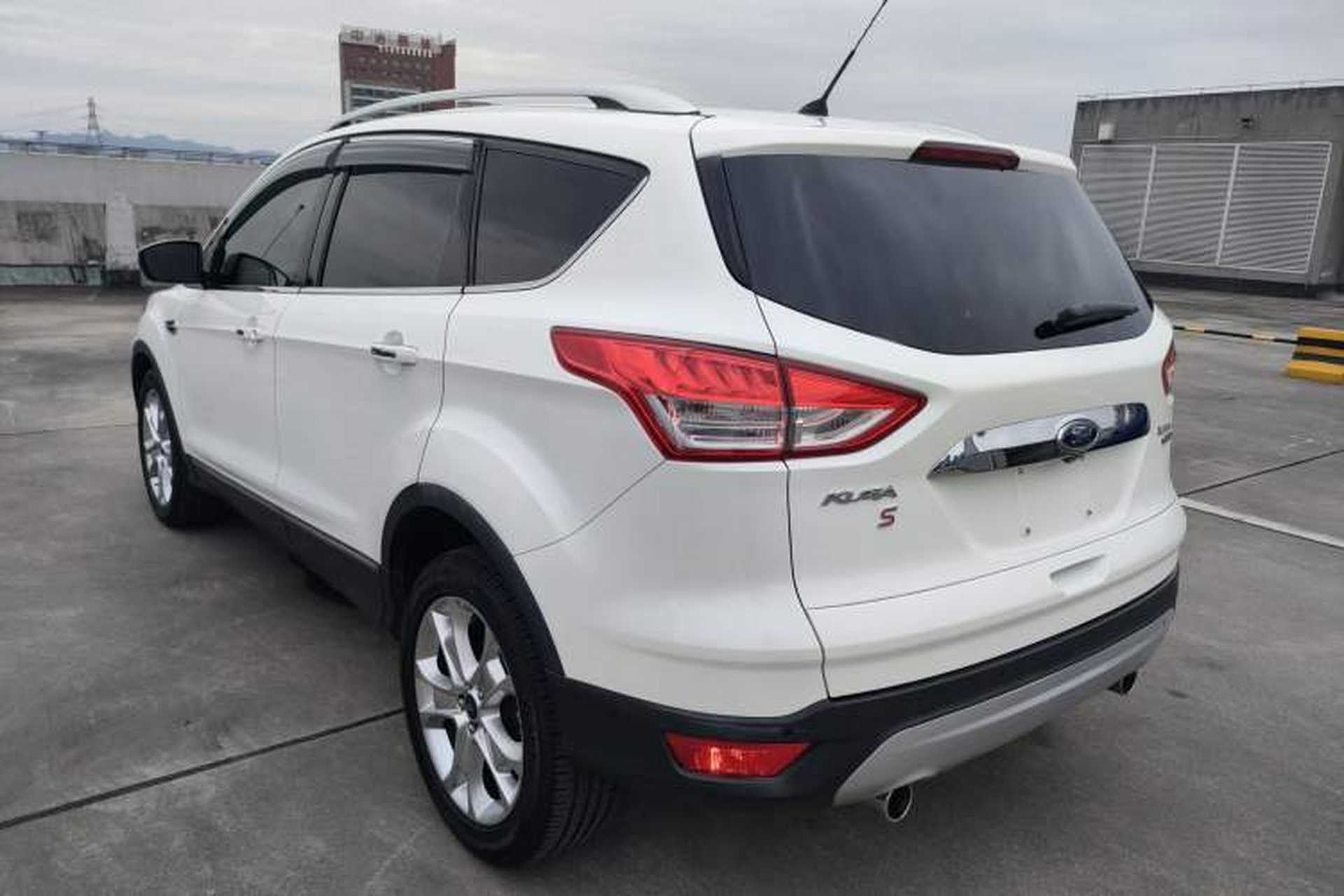 Used Ford Kuga 2015 2.0L GTDi Four-Wheel-Drive Sport Model Exterior 2