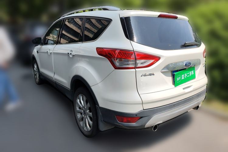 Used Ford Kuga 2015 2.0L GTDi Four-Wheel Drive Elite Model Exterior 3