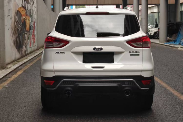 Used Ford Kuga 2015 1.5L GTDi Two-Wheel-Drive Comfort Model Exterior 4