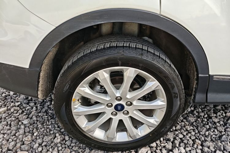 Used Ford Kuga 2015 1.5L GTDi Four-Wheel-Drive Elite Model Exterior 5