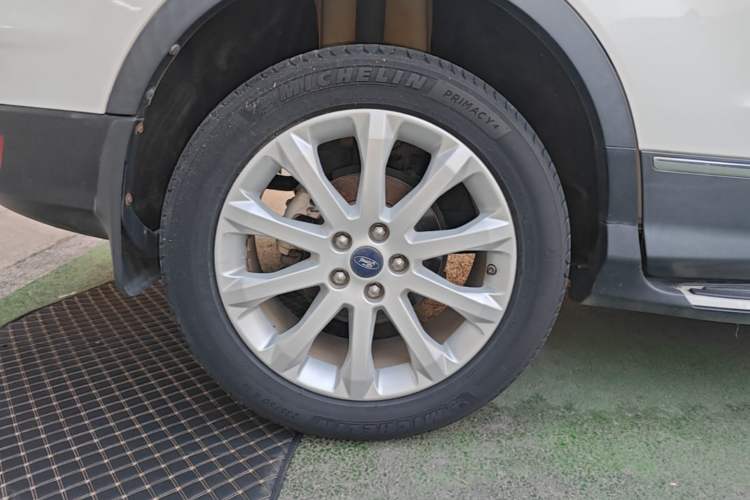 Used Ford Kuga 2015 1.5L GTDi Four-Wheel-Drive Elite Model Exterior 5