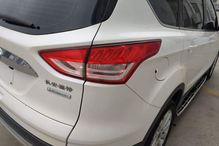 Used Ford Kuga 2015 1.5L GTDi Two-Wheel Drive Fashion Edition Exterior 6