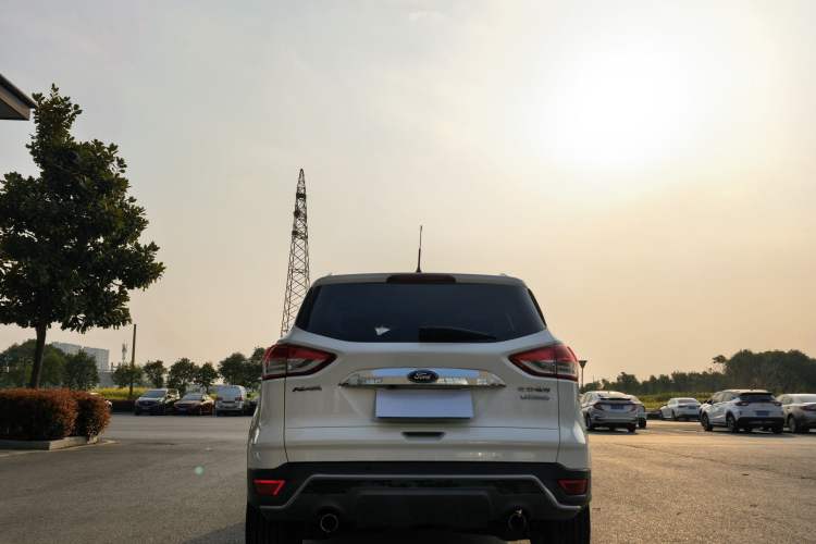 Used Ford Kuga 2015 1.5L GTDi Two-Wheel Drive Fashion Edition Exterior 7