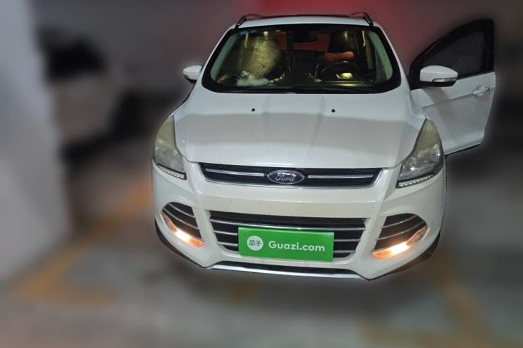 Used Ford Kuga 2015 1.5L GTDi Two-Wheel Drive Fashion Edition Front