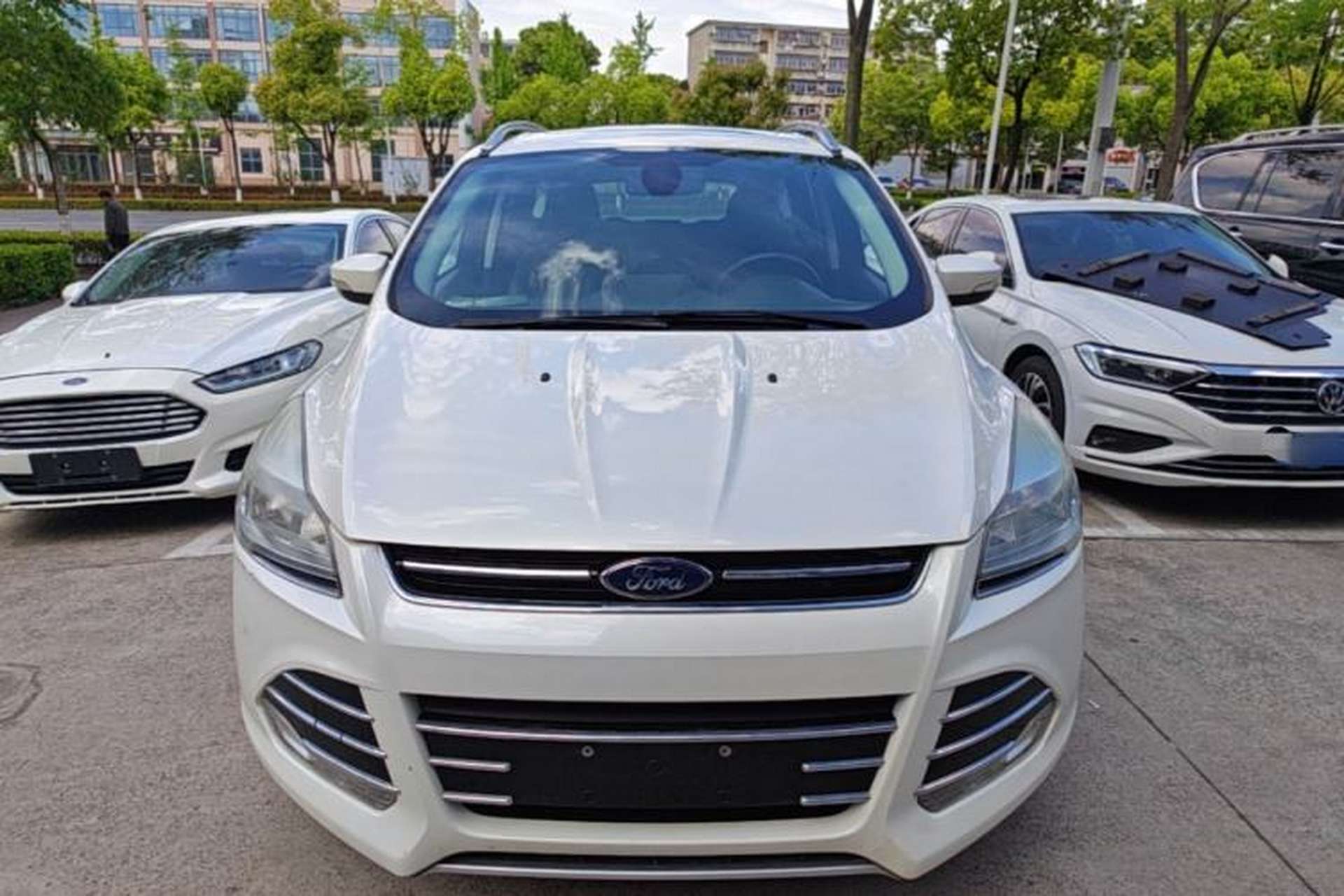Used Ford Kuga 2015 1.5L GTDi Two-Wheel Drive Fashion Edition Front