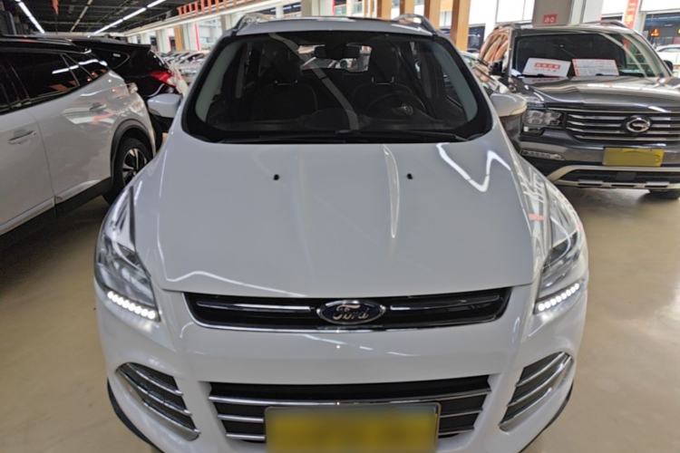 Used Ford Kuga 2015 1.5L GTDi Two-Wheel Drive Fashion Edition Front