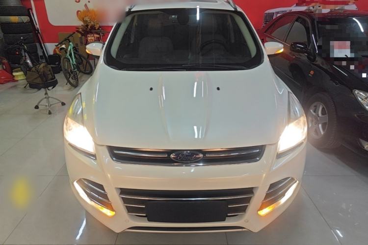 Used Ford Kuga 2015 2.0L GTDi Four-Wheel Drive Elite Model Front